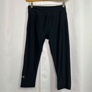 Under Armour Women’s Small Leggings Compression Heatgear Cropped Black